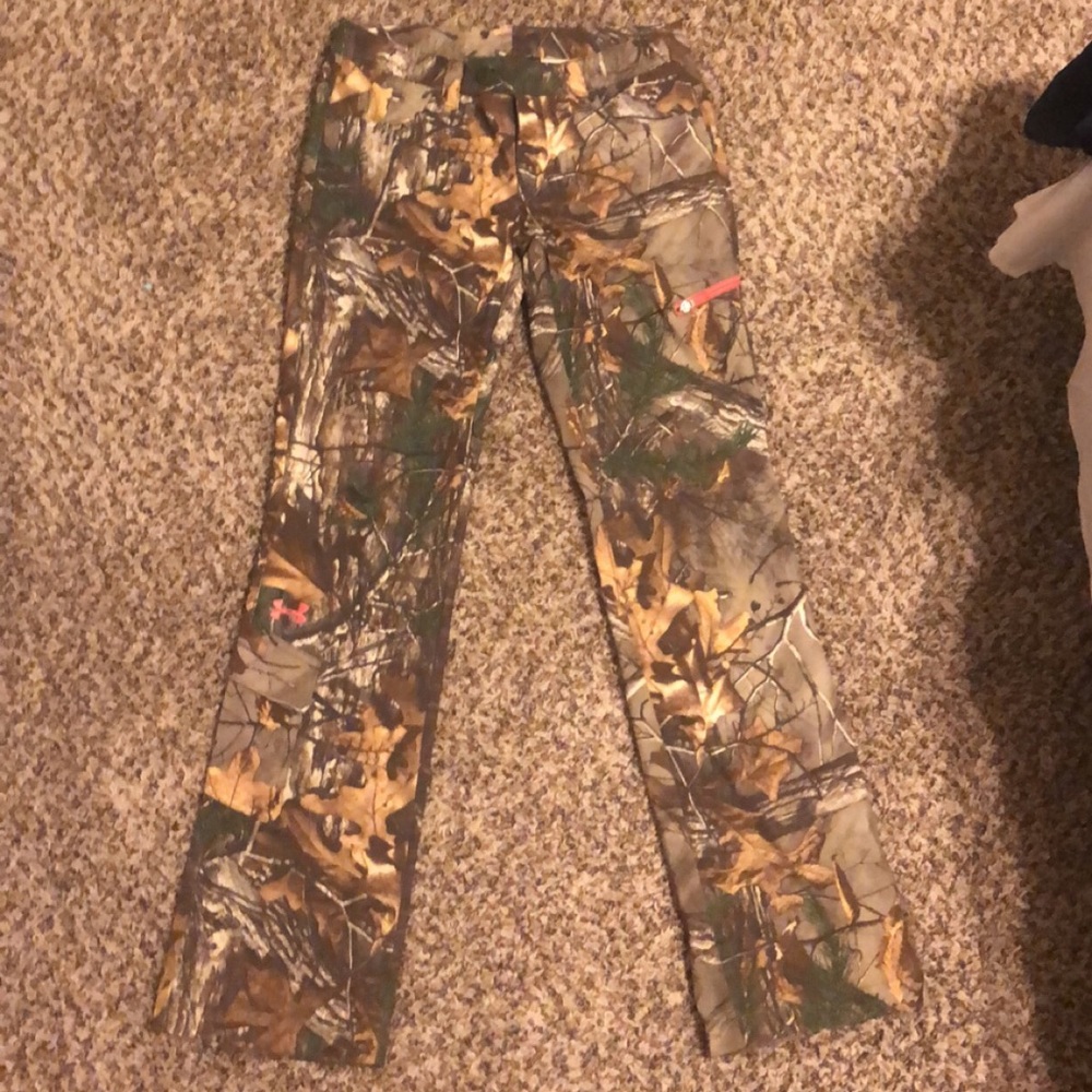 Size 2 Under Armour Hunting Pants NWOT